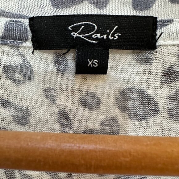 Rails Roman Leopard Print Shirt Short Sleeves Boxy Fit Gray Black Casual Size XS - Picture 3 of 5